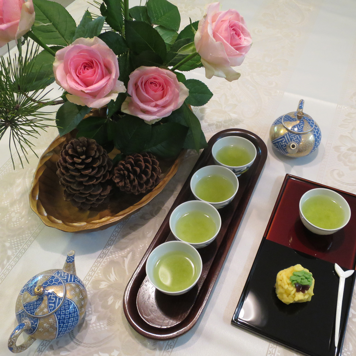 Amazon.co.jp: 小笠原流煎茶の花と盛物 : 小笠原 秀翠, 小笠原 秀道: 本