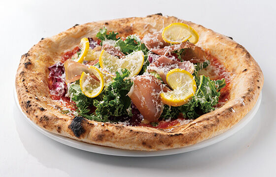 〈リモーネ〉瀬戸内レモン•生ハム・トマト・菜園サラダとハーブ